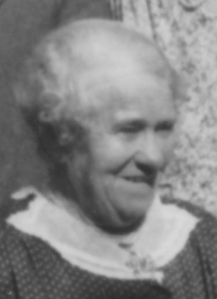 Augusta Maren Kristine g. Petersen ?